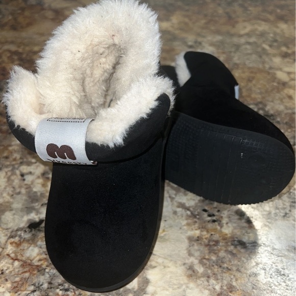 Toddler Boots - Picture 2 of 8